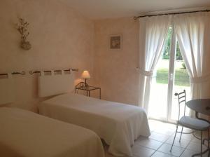 B&B / Chambres d'hotes Le Clos des Cigales : photos des chambres