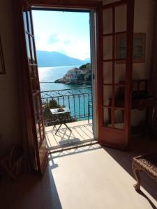 Feys House waterfront - Φισκάρδο