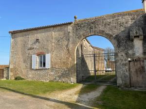 Maisons de vacances La Commanderie des Templiers Gite 4 etoiles : photos des chambres