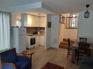 Jelenko, Apartment with a Garden