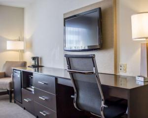 Sleep Inn & Suites Moundsville - Wheeling