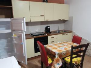 AIRPORT-MARINA-CITY-BEACHES-TAXI-GARDEN-AiR COND-WI FI