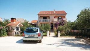 Apartment Nora near the beach - by TA Leut Agency