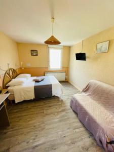 Hotels A La Porte Saint Jean : photos des chambres