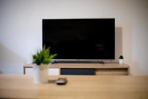 Sigma Executive Suite 1