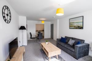 Sigma Executive Suite 1