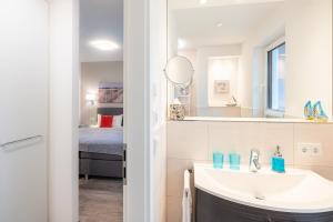 Appartement "Mondstein" mit Penthouseflair - Oase am Haff