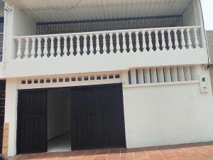 Casa con piscina privada Girardot