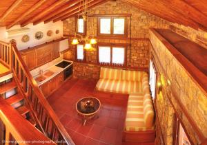Kamares House Apartments & Studios