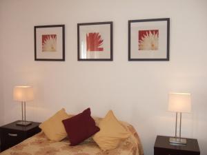 Casa Tedi, Alto do Perogil, Tavira - 3 Bedroom, 3 Bathroom villa, large Pool, exquisite Gardens & Air-conditioning