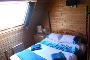 3 Bedroom Lodge over looking Lake Dathee & Golf Course