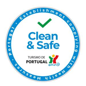 Casa Tedi, Alto do Perogil, Tavira - 3 Bedroom, 3 Bathroom villa, large Pool, exquisite Gardens & Air-conditioning