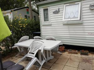 Campings Mobilhome Oleron simple et spacieux a 1min de l'Ocean : photos des chambres