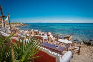 Anastasia Miramar Deluxe Apartments