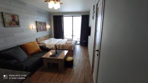 neu gudauri loft2 с видом на горы