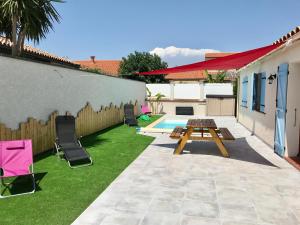 Maisons de vacances Gite de Leni - Maison avec piscine : photos des chambres