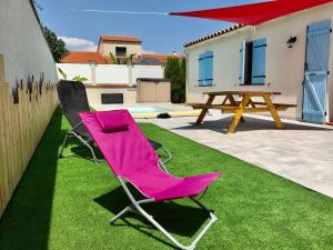 Maisons de vacances Gite de Leni - Maison avec piscine : photos des chambres