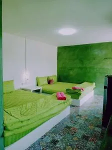 Suan Nopparat - 苏安庞