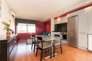 One-Bedroom Apartment room in Rambla Suites