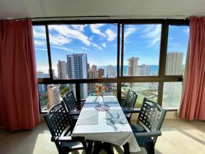 Los Gemelos 2 sin aire acondicionado - Aloturin Benidorm