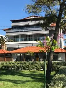 Gkeea Boutique Hotel
