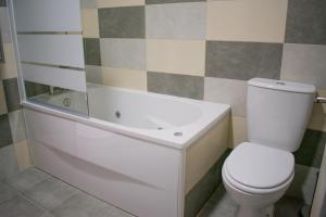 Apartamentos Cerezo