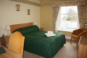 House - Sleeps 6 & paid off site parking available - 4hvězdičkové hotely ve městě Minehead