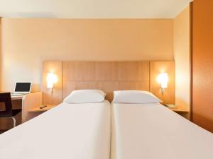 Hotels ibis Nice Centre Gare : photos des chambres