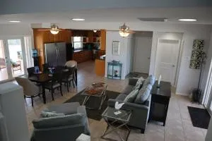 Tranquility in Paradise - Sugarloaf - 17 miles to Key West - Cudjoe Key