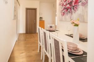 Apartmani "MARKO" Dugovača