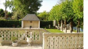 Stunning Chateau on the river bank in Saint Astier