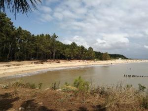 Campings Mobilhome Oleron simple et spacieux a 1min de l'Ocean : photos des chambres