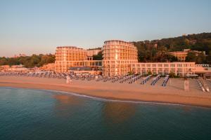 Azalia Beach Hotel Balneo & SPA