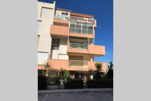 Appartements Confortable T2 au calme plage a 4 mn CLIM Parking Wifi : photos des chambres