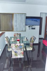 cozy apartment excellent location, air conditioning