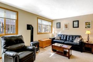Studio room in Telluride Treasure