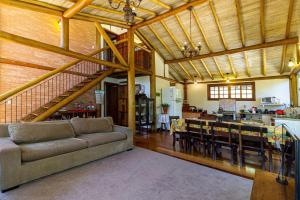 Casa com área gourmet perto do Parque Amantikir