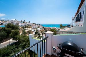 Urb. La Hacienda, 16