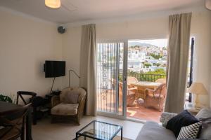 Urb. La Hacienda, 16