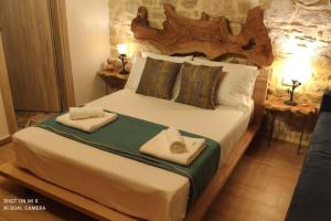 Stonehouse Olivelia - Afrathias Beach