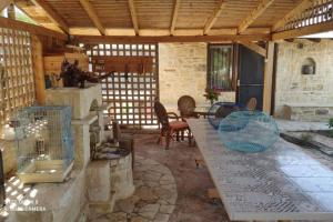 Stonehouse Olivelia - Afrathias Beach