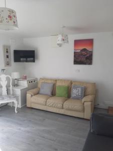 Lornas Apartment Self Catering Holiday Home