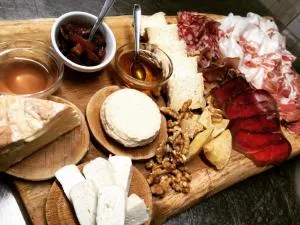 Agriturismo di Charme e Ristorante Stallato Il Filo di Paglia - Ziona