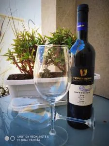 Dekel Dom Baharava - Beʼer Ora