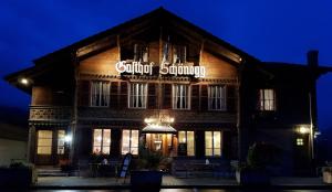 Gasthof Schoenegg B&B