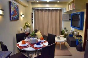 Horizon 101 Studio Condos by Felicity