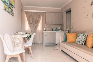 Remvi Deluxe Apartment 202 with Sea View