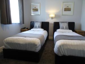 Twin Room room in The Beeches Hotel & Leisure Club