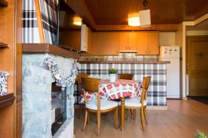 Lanuza by PIRINEOS 360 - Garaje y trastero