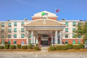 Holiday Inn Express Hotel & Suites Gulf Shores by IHG - غولف شورز